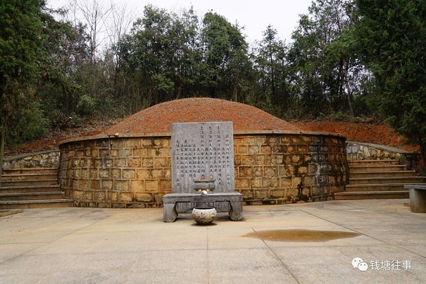 杭州新闻中心 微观杭州  勃篮湾风光旖旎,有山有水,胡雪岩的墓坐落着