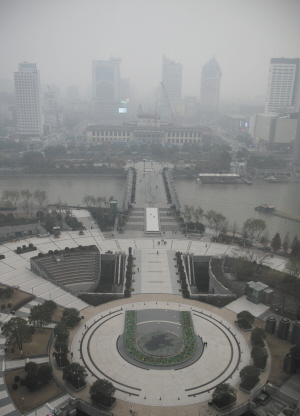 昨天杭州上空的霾到底有多厚？