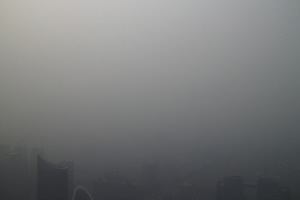 昨天杭州上空的霾到底有多厚？