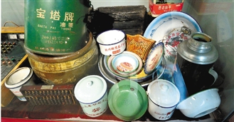 《杭州老工业档案史料展》在杭州市档案馆开幕