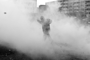 杭州警方查处违规燃放烟花16起 最高罚了500元