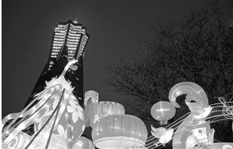 马年元宵灯会开始啦，赏灯期间观灯区内停车泊位临时取消