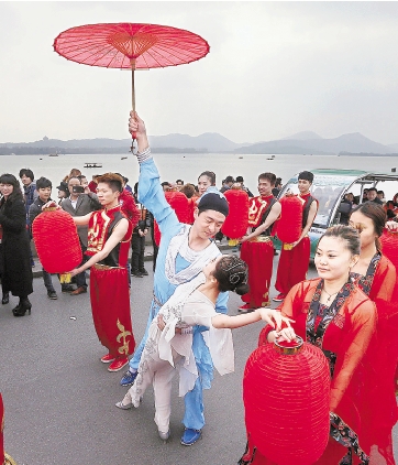 两场白蛇传 哪场更动人