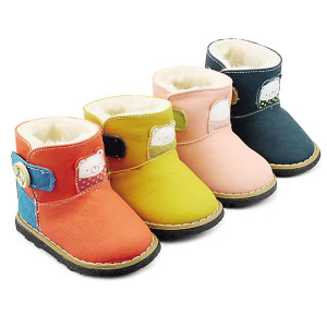 你叫“雪地靴”呀，为啥不防雪？