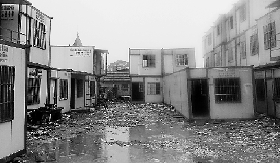 揭秘杭州“柜族”：那些住在集装箱里的人