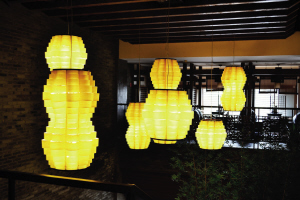 四月，到杭州品一壶清茶