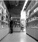 杭城唯一的24小时书房营业 深夜进书店的人都有谁？