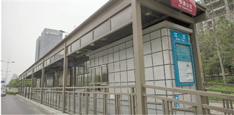 站台建好已三年，快速公交B5线何时来