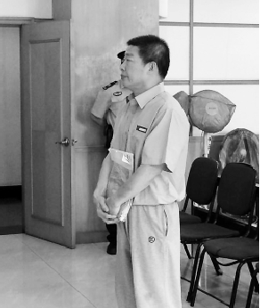 “张裕兴案”昨重审——张裕兴当庭陈述“万言自辩” “张裕兴案”昨重审——张裕兴当庭陈述“万言自辩”