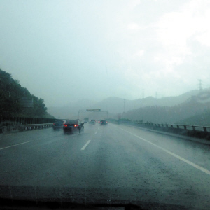 杭州高速路段22个积水点 15个在杭新景 杭州高速路段22个积水点 15个在杭新景