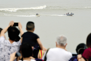 都说八月十八潮水大 今天的钱江潮会是五年来最大的吗？