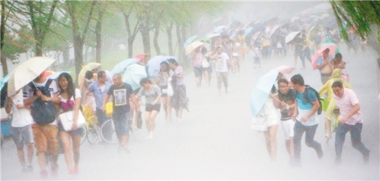 台风“苏迪罗”影响 未来一周杭州“清凉天”唱主角