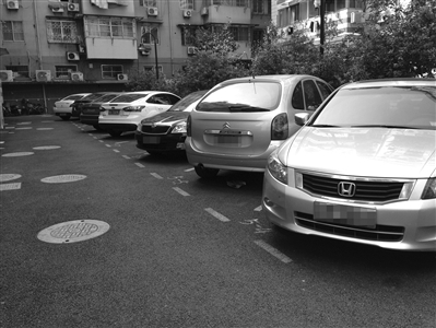 抢车位—保车位—抢车位—保车位 抢出了香港城小区14种停车改革方案