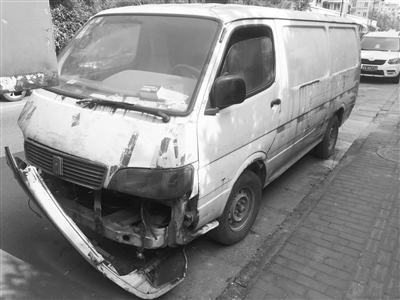 废旧车辆车主请在5月28日前自行处理你们的车 逾期三部门将着手依法清理