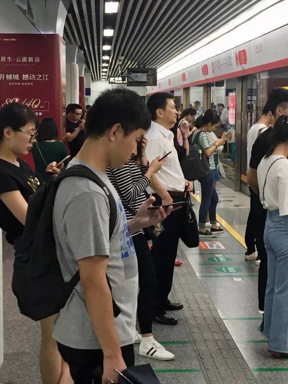 晚班地铁偶遇杭州常务副市长？这个可以有！地铁未来更值期待
