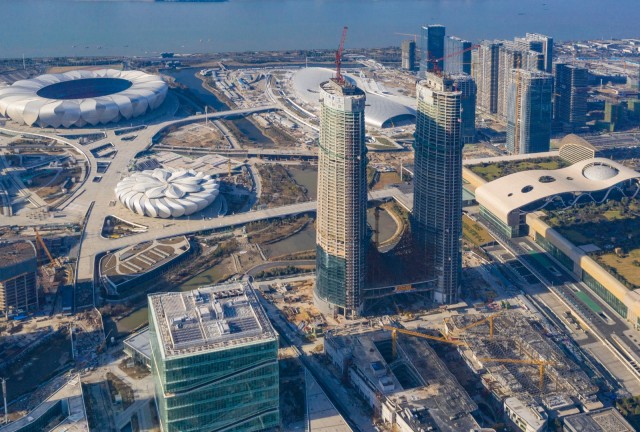 3026米杭州之门塔楼主体结构结顶