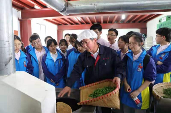 开设"两堂课" 培育时代新人 淳安中学开展团员青年学党史主题活动