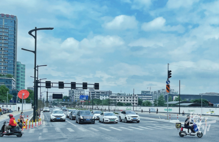 杭州东新路今年完成改造提升,商业,建筑,交通样样齐全!