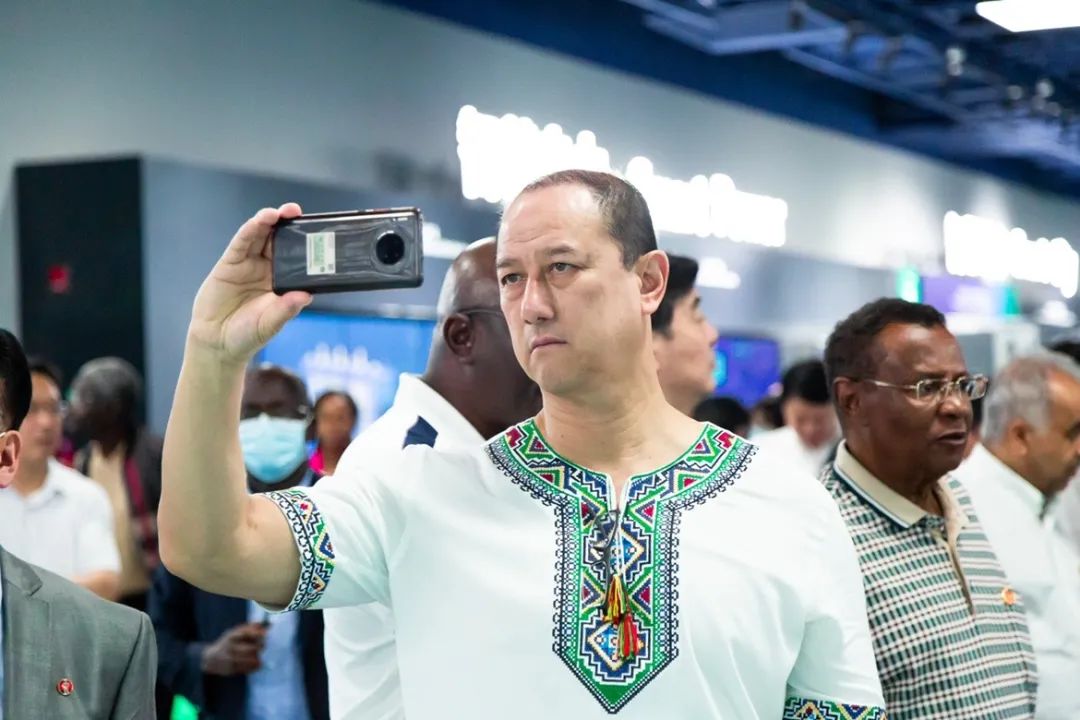 30余国驻华使节感受浙江杭州魅力