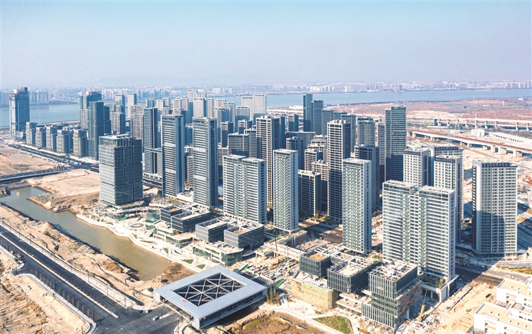 记者 丁力 郭立宏 摄萧山日报讯 昨日,杭州2022年第19届亚运会亚运 