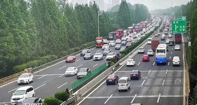 端午假期首日已迎出行高峰！杭州高速交警发布避堵攻略