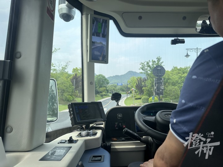 最快6月底，游客就能坐自动驾驶巴士游湘湖了！
