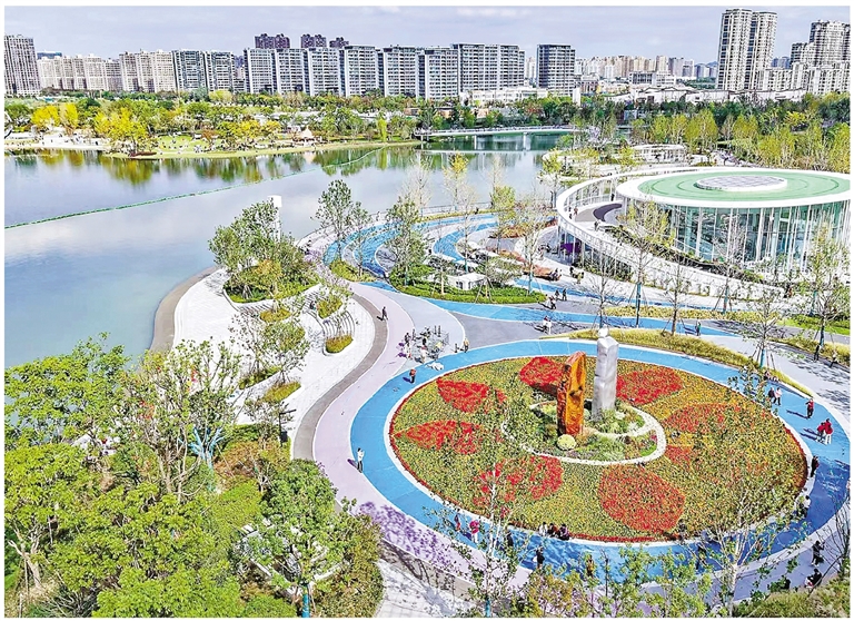 玉湖公园。张之冰 摄