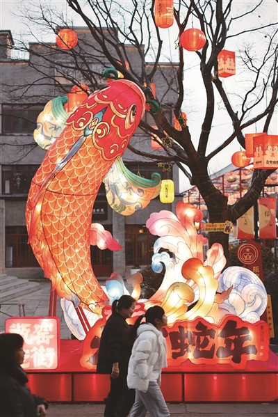 瓶窑老街花灯展 记者 江玥 摄