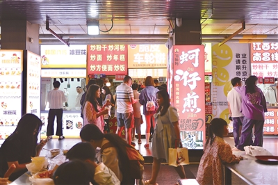 啦喜街 记者 江玥 摄