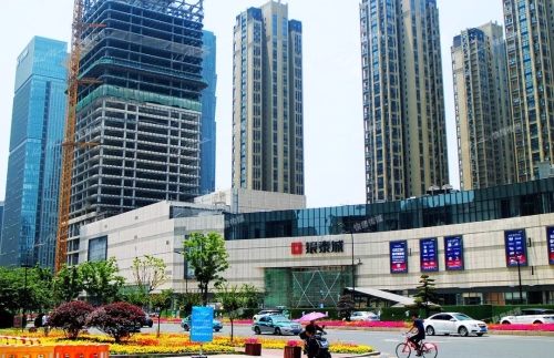 临平银泰城 黄煜轩/摄