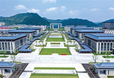 学校供图
