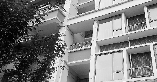 还没入住两家就为阳台扩面闹起架